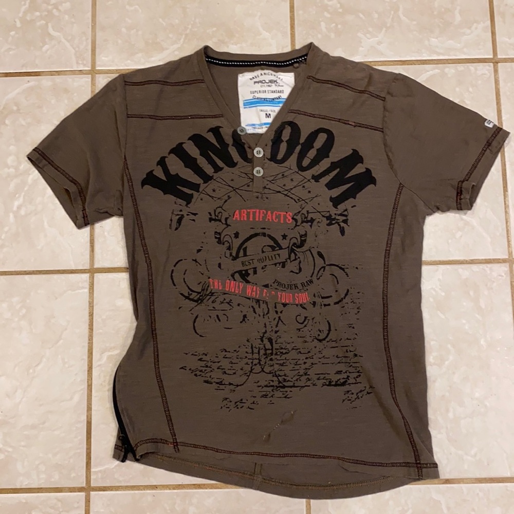 Projek Kindom t-shirt size M